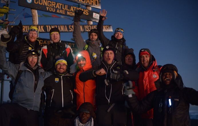 ティンコフ・サクソのキリマンジャロ登山合宿