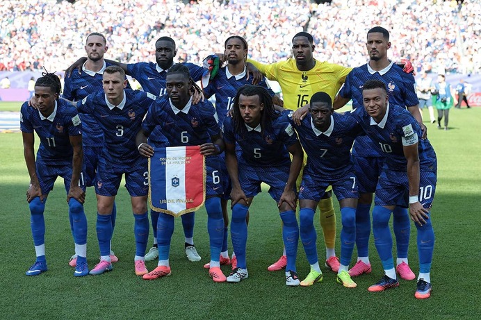 「フランスの敵はフランス」W杯優勝メンバーが死角に言及　8強ランキングでトップに立つも……拭えない懸念とは？【北中米W杯】