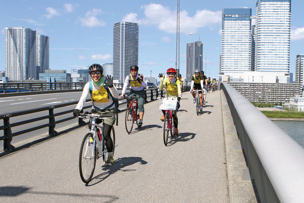 　東京1周42.4kmのサイクリングイベント、東京シティサイクリング2013が9月22日に開催され、9月3日にエントリーを締め切る。同イベントは平成13年より開催されている2,000人規模のサイクリングイベント。