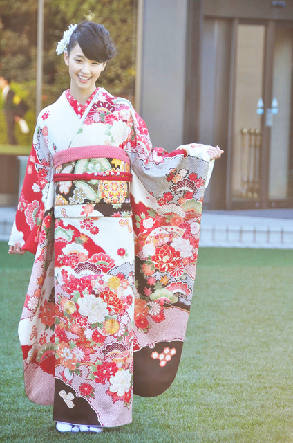 剛力彩芽／オスカープロモーション年末恒例“晴れ着撮影会”