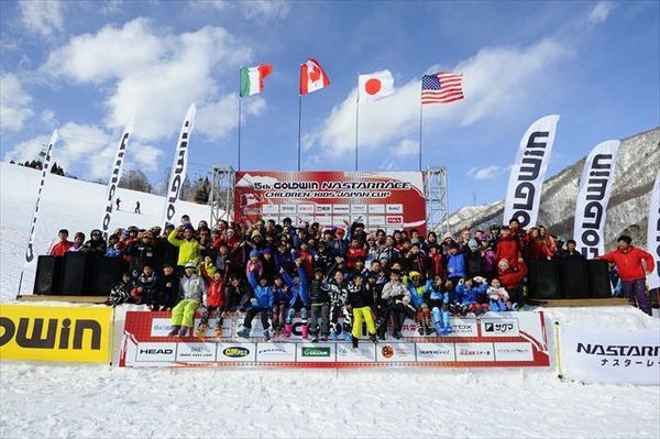ゴールドウインが特別協賛としてサポートした「第15回ゴールドウイン ナスターレース チルドレン/キッズ ジャパンカップ」が3月8日（土）、9日（日）の両日、新潟県苗場スキー場で開催された。
