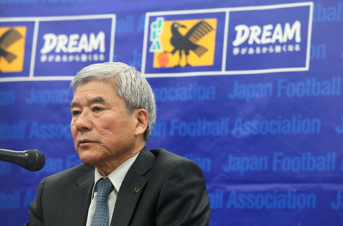 日本サッカー協会がアギーレ監督の解任を発表 大仁会長（c）Getty Images