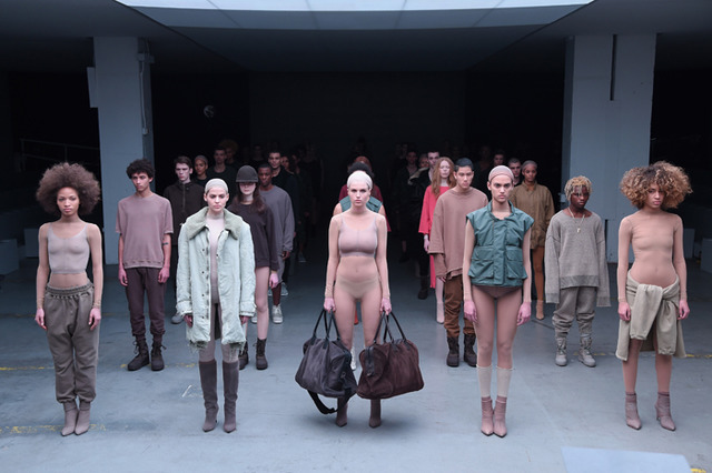 ニューヨークで発表されたアディダスオリジナルスとカニエ・ウェストのコラボコレクション「YEEZY SEASON 1」