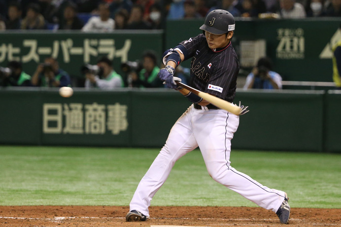 丸佳浩 参考画像（2014年11月16日）（c）Getty Images