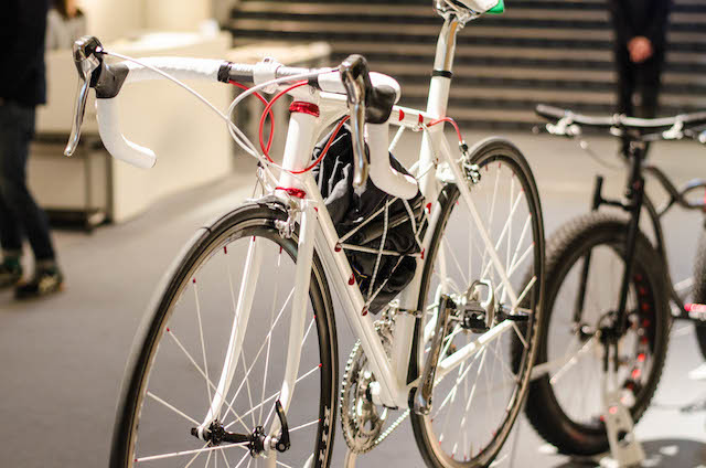 東京サイクルデザイン専門学校卒業制作展には個性的な自転車が並んだ