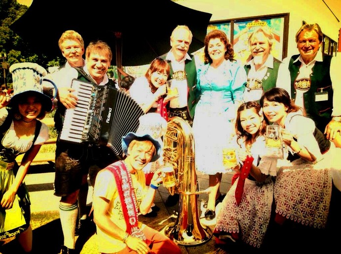 世界最大のビール祭典大阪版「オオサカオクトーバーフェスト2015」が5月15日から31日まで開催（大阪オクトーバーフェスト公式サイト）