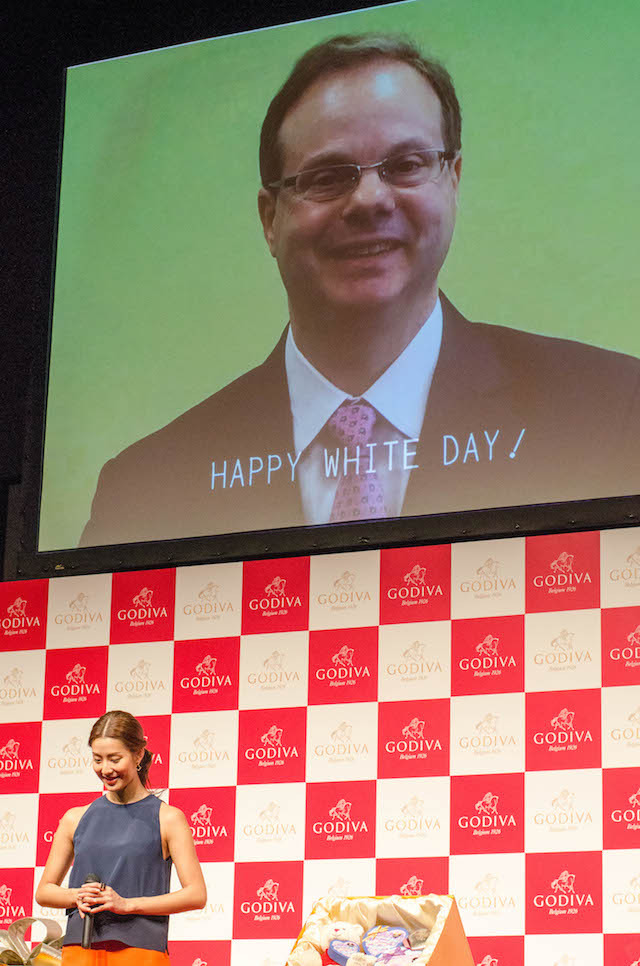 ゴディバジャパンがホワイトデーイベント「GODIVA White Day 2015 ～ホワイトデーのあふれる想いを’Love Song’に乗せて～」を開催