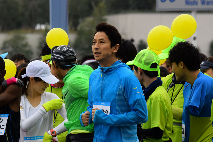 スタート直前の谷原章介さん