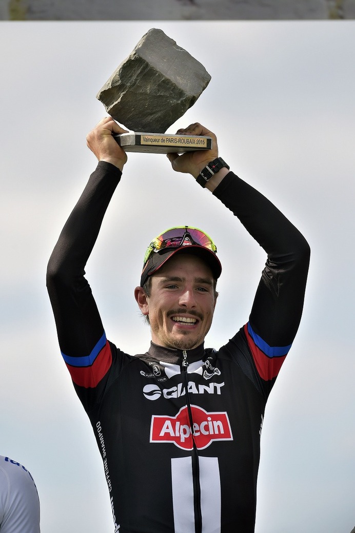 2015年パリ～ルーベ、ジョン・デゲンコルブ（ジャイアント・アルペシン）が優勝