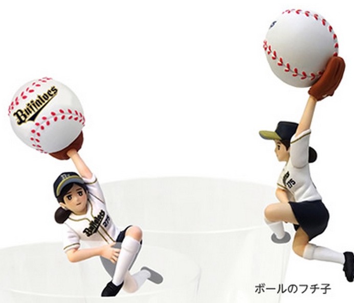 コップのフチ子さんにプロ野球シリーズ！ワキと足で「フチる」