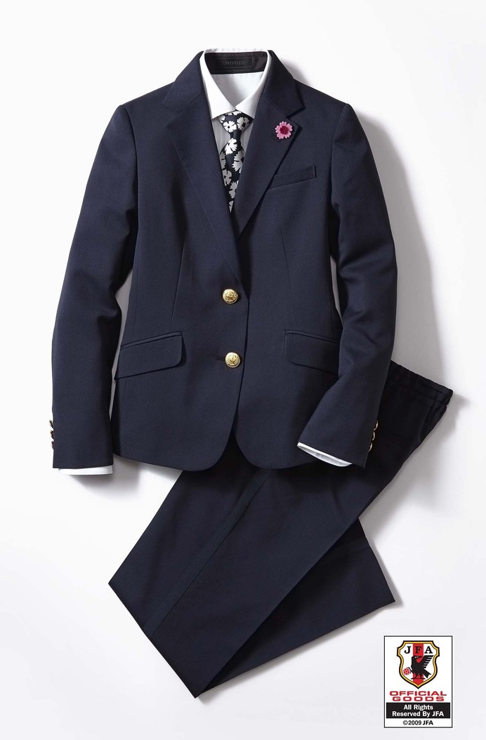 「なでしこジャパン」オフィシャルスーツ、限定200着を受注販売