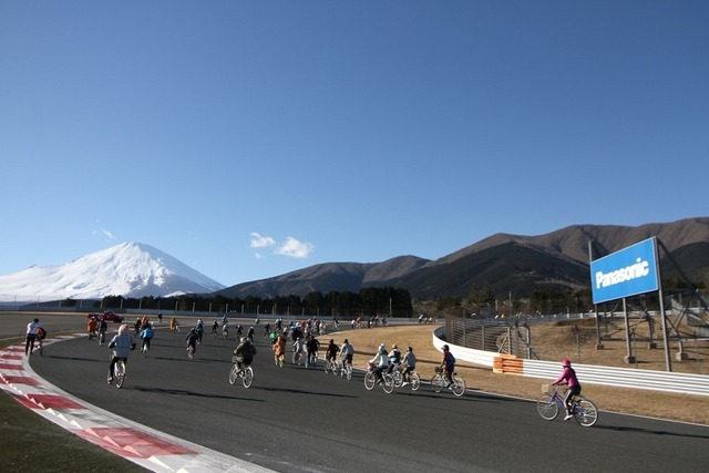 ママチャリ日本グランプリチーム対抗7時間耐久ママチャリ世界選手権