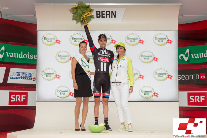 2015年ツール・ド・スイス第9ステージ個人TT、トム・ドゥムラン（ジャイアント・アルペシン）が優勝
