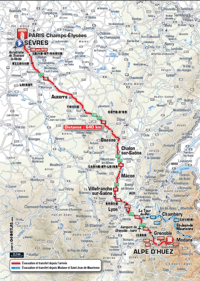 2015ツール・ド・フランス、最終日前日にアルプスのラルプデュエズにゴールするので、関係車両は最終日の午前中に640kmを移動してパリを目指さなくてはならない
