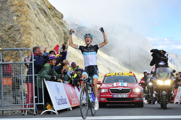 　ツール・ド・フランスは7月21日、イタリアのピネローロからフランスのガリビエ・セールシュバリエまでの200.5kmで第18ステージが行われ、レパード・トレックのアンディ・シュレック（26＝ルクセンブルク）が残り7.8kmから独走して優勝。大会通算3勝目を挙げるとともに