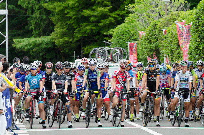 第84回全日本自転車競技選手権大会ロードレースで萩原麻由子が連覇