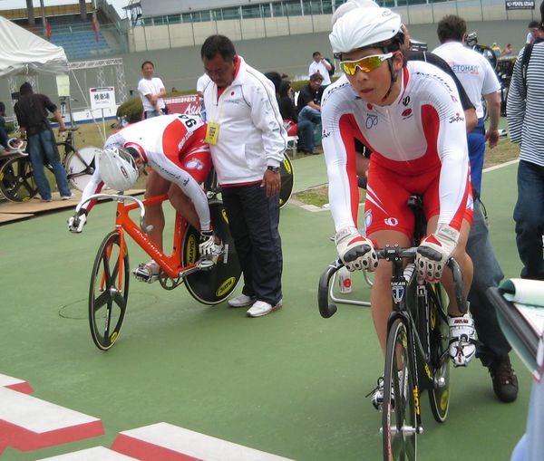 　第28回アジア・ジュニア自転車競技選手権大会は奈良県営競輪場で4月13日にトラックレース4日目を迎え、深谷知広（18＝愛知）がジュニア男子スプリントで優勝した。