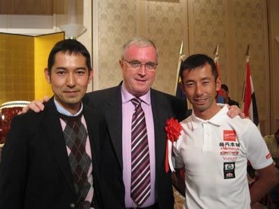 　UCI・国際自転車競技連合のパット・マッケイド会長が奈良県で開催されているアジア選手権の視察のため来日し、4月13日に奈良市内で行われたレセプション・パーティーで選手や関係者と交流を深めた。