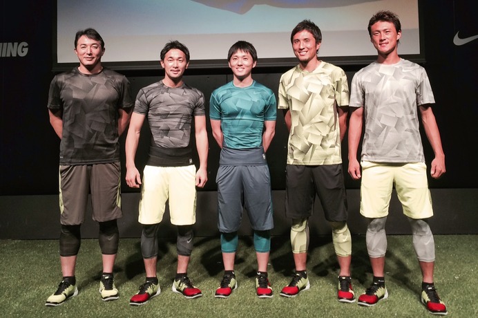 NIKE TRAINING SESSION。右から李忠成、那須大亮、伊藤正樹、山中慎介、木場克己トレーナー（2015年7月7日）