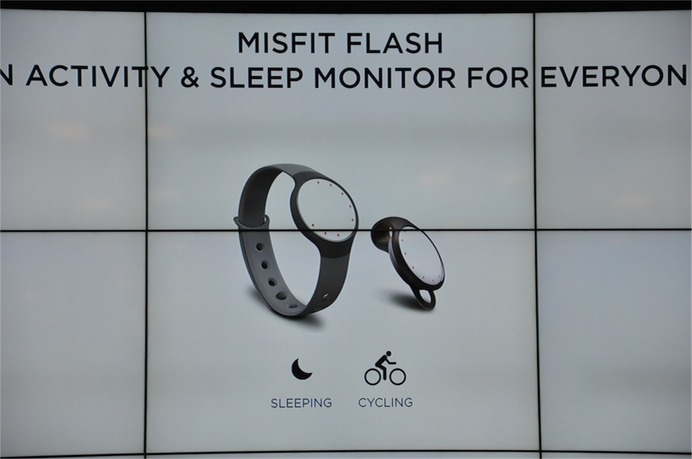 4980円の完全防水活動量計MISFIT FLASH国内投入