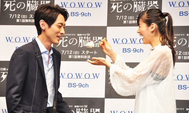 小泉孝太郎、小西真奈美／WOWOW連続ドラマ「死の臓器」完成披露試写会