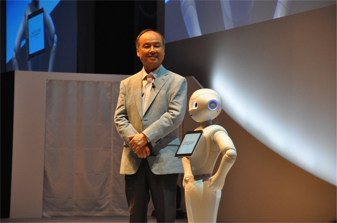 孫正義社長「3つの成長戦略…IoT、AI、スマートロボット」ソフトバンクワールド2015 その2