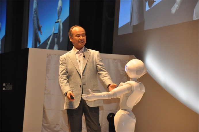 孫正義社長「3つの成長戦略…IoT、AI、スマートロボット」ソフトバンクワールド2015 その2