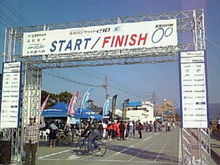 　2008スポニチ佐渡ロングライド210が5月18日（日）に新潟県佐渡島で開催され、快晴の中、2650人が自転車による長距離ライドを楽しんだ。