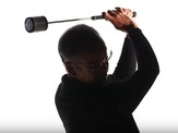 ゴルフスイング練習機「ミラクルスイング」…グリップを握ると微振動 画像