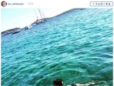 柴咲コウ、ビキニ姿で平泳ぎ「海は良いよなぁ～」 画像
