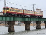 復刻「新潟色」電車、懐かしの「黄赤」走る…ツアー列車で初運行 画像