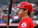 代打出場の大谷翔平、“勝負バット”で空振り三振…チームは5連勝ならず 画像