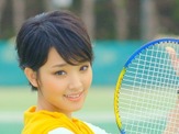 剛力彩芽、新曲MVはテニスラケットで“ラケットダンス” 画像