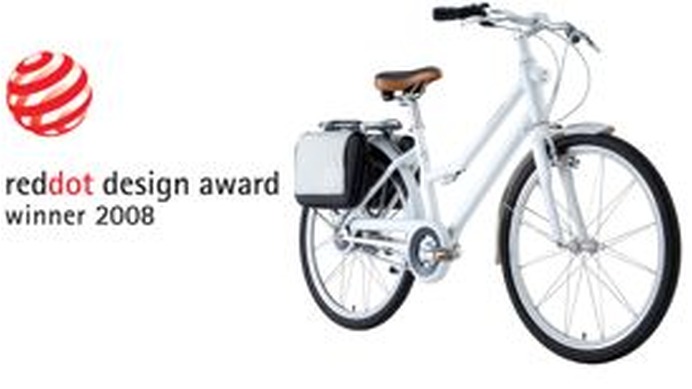　世界的に活躍するプロダクトデザイナー、マイケル・ヤングのデザインで、既存の自転車とは一線を画すプロダクトとして人気のGIANT 「CITY storm」が、2008年度「レッドドット・デザイン賞　プロダクトデザイン部門」を受賞した。