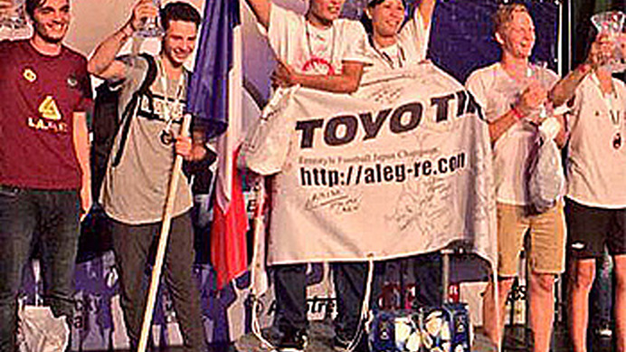 日本チャンピオンのALEG-Re、フリースタイルフットボール世界大会で優勝