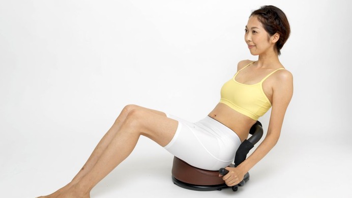 東急スポーツオアシスの家庭用運動器具「らくらく腹筋チェア」