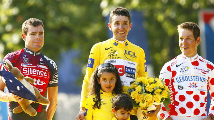 　08年のツール・ド・フランスで総合優勝を達成したカルロス・サストレ（スペイン）は、三大自転車レースでコンスタントな成績を残しながらも総合優勝からは見放されていた。
「ツール・ド・フランス総合優勝はボクが描ける最大の夢だった。チーム一丸となってそれを成