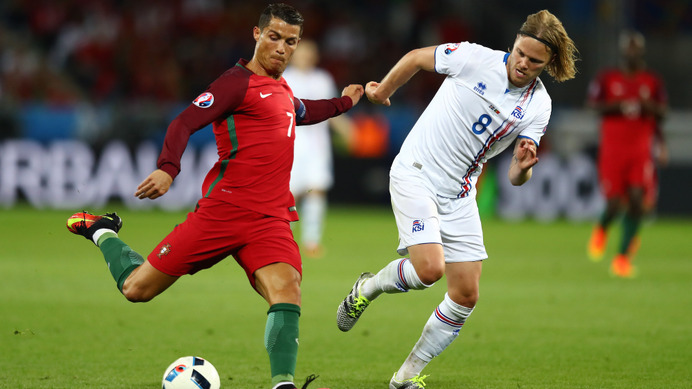 欧州選手権、ポルトガル対アイスランド（2016年6月14日）