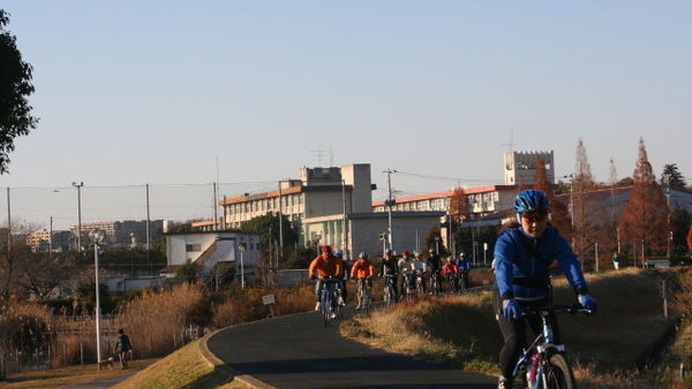 　12月6日に千葉県我孫子市の手賀沼親水広場をきょてんとして行われる「千葉ツインリンクエコサイクリング2009」の参加者を募集している。サイクリングコースは最短で34km、最長は130kmで、4コースが設定されている。