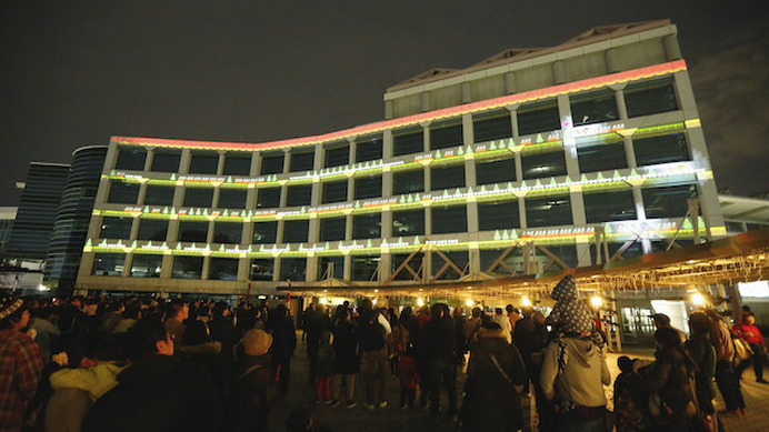 中山競馬場 参考画像 クリスマスイルミネーション点灯式…本田望結とマギーが登場