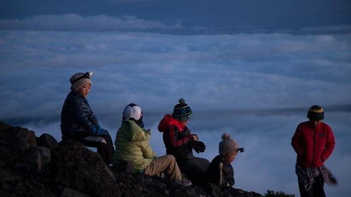 コールマン、富士山を登る子ども向けイベント「冒険トレック2017 秋」開催