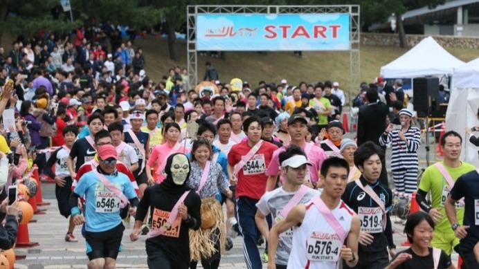 仮装で走る「りんくう＜ハロウィン＞リレーマラソン」10月開催