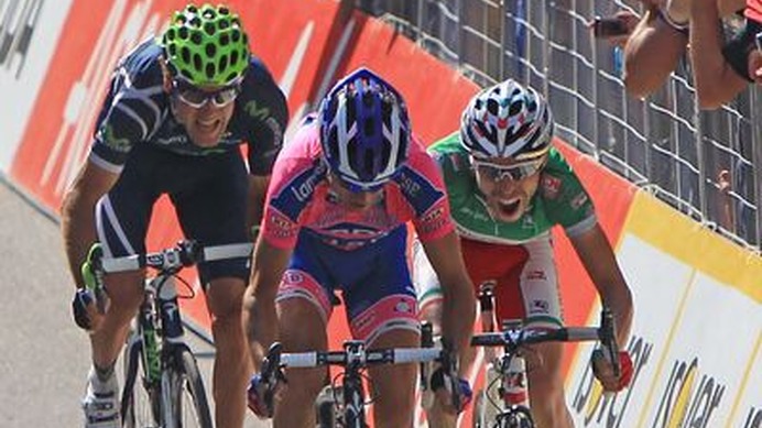 　ジロ・デ・イタリアは5月25日、フェルトレ～ティラーノ間の230kmで第17ステージが行われ、イタリアチャンピオンのジョバンニ・ビスコンティ（28＝ファルネーゼビニ・ネーリソットーリ）が1着でゴールしたが、2着に入ったランプレISDのディエゴ・ウリッシ（21＝イタリ