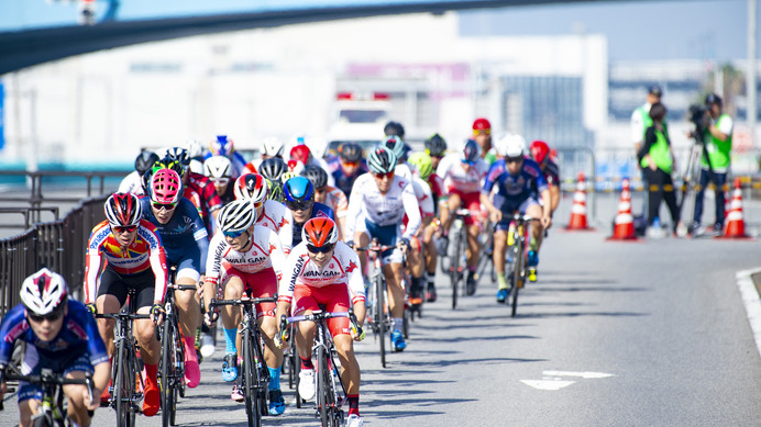 プロ・アマチュア選手参加の自転車レースイベント開催…CYCLE MODE