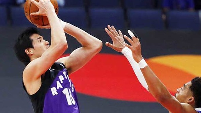 【NBA】ラプターズ・渡辺雄太　積極プレーで6得点とチームトップの8リバウンドを記録