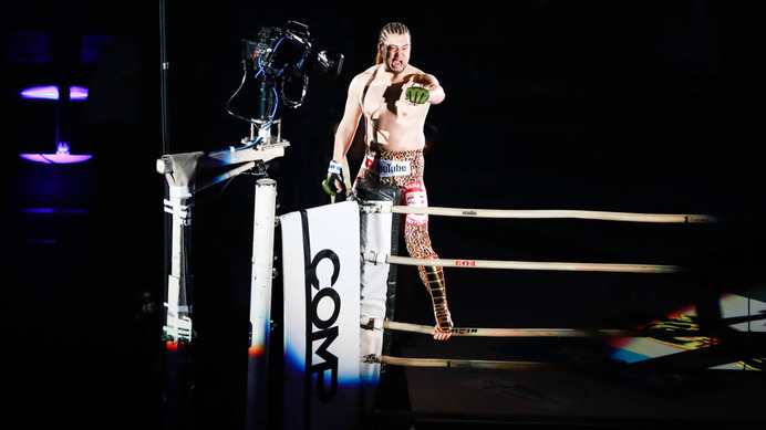 【総合格闘技】「RIZIN.26」シバター、HIROYA相手に奮闘！　ドロー判定も検証後に「一本勝ち」