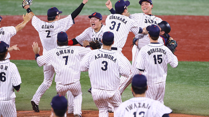 【東京五輪／野球】侍ジャパン、37年ぶり悲願の金メダル　完封リレーで米国撃破、5戦全勝の“完全優勝”