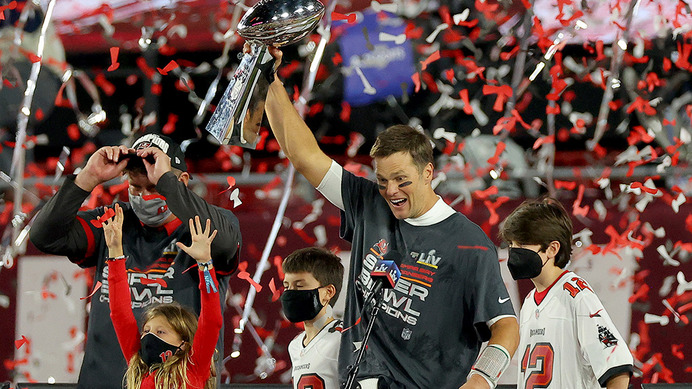 【NFL】史上最高のQBトム・ブレイディが正式に引退表明　全体199番目から頂点に駆け上がった司令塔