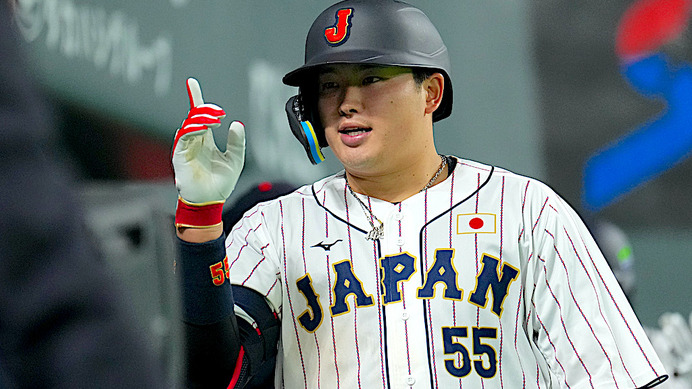 【プロ野球】村上宗隆の2年連続トリプル・クラウンはあるか…　歴代三冠王たちから読み解く