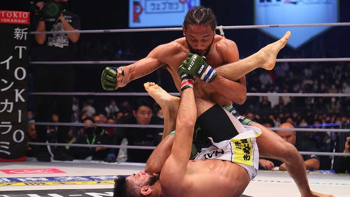 【RIZIN.40】ホベルト・サトシ・ソウザ、あと“一歩”追い詰めるもベラトール王者AJ・マッキーのタフネスぶりに判定負け